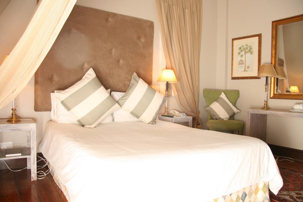 Tudor Hotel Кейптаун Екстериор снимка