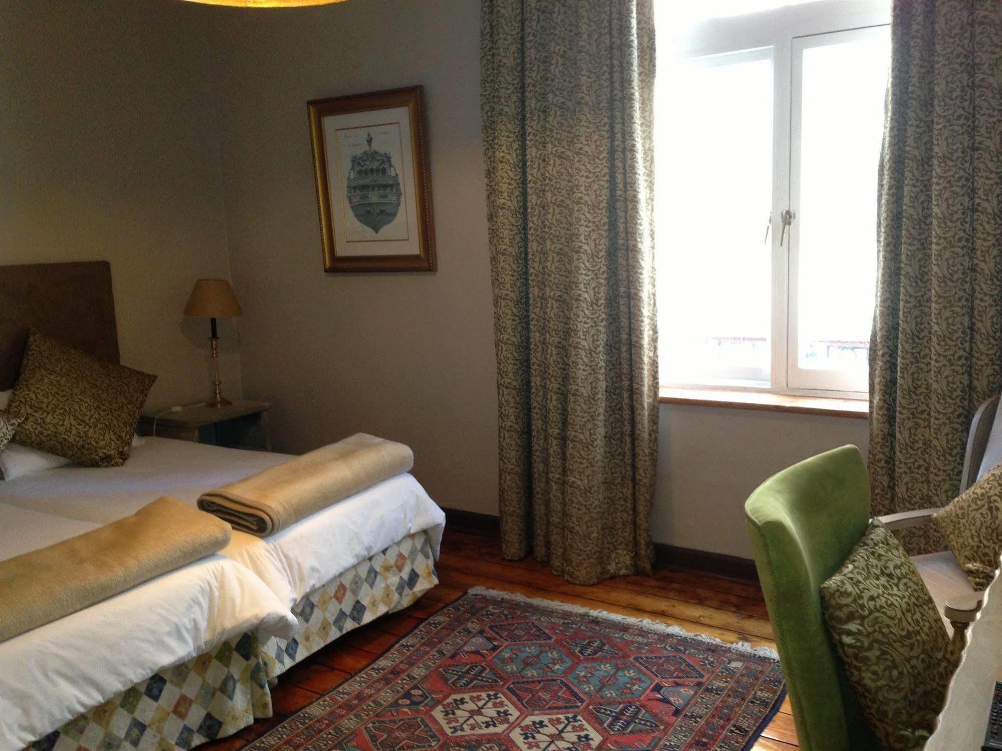 Tudor Hotel Кейптаун Екстериор снимка