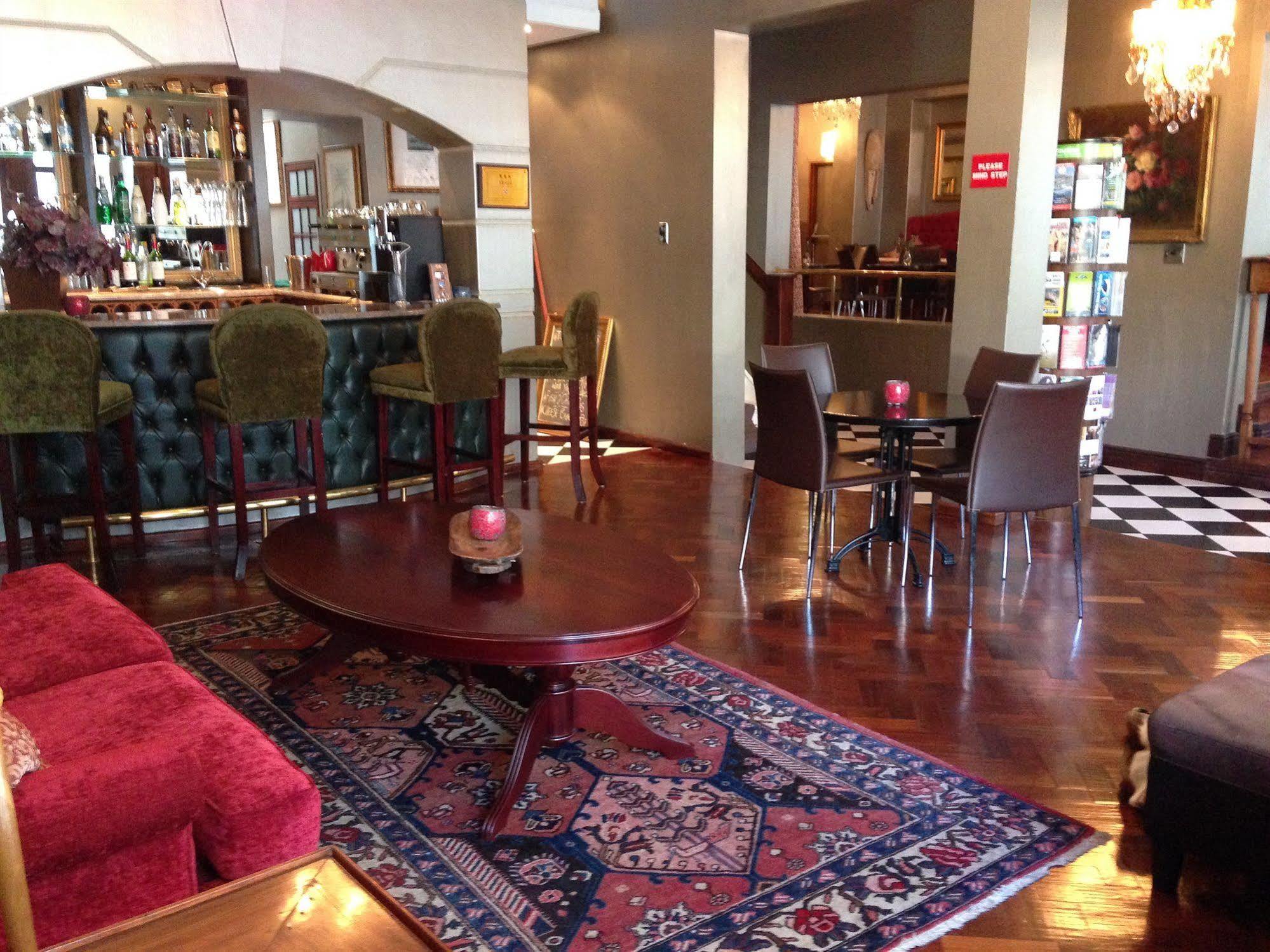 Tudor Hotel Кейптаун Екстериор снимка