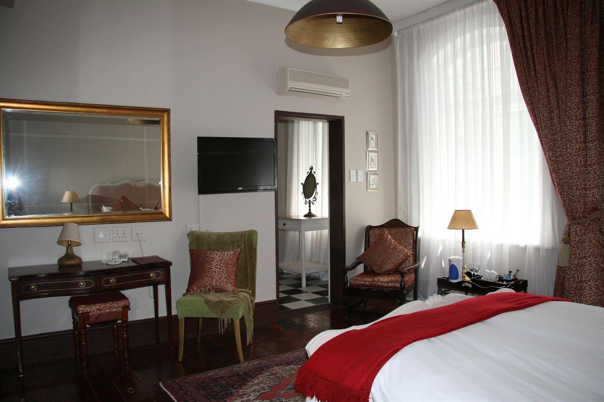 Tudor Hotel Кейптаун Екстериор снимка
